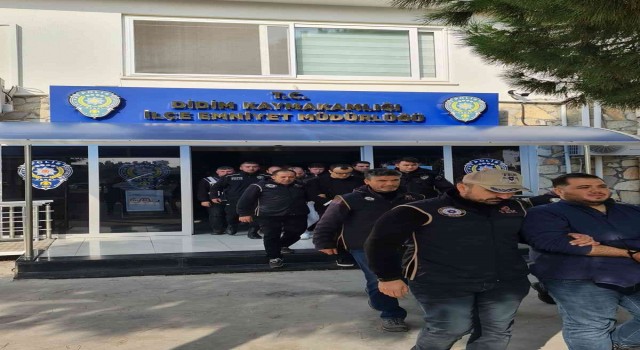 Didimde yakalanan 9 FETÖ üyesinden 5i tutuklandı