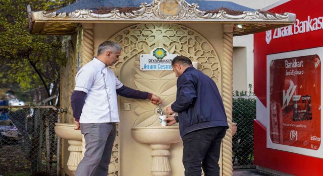 Diyarbakırda İkram Çeşmesinden sıcak çorba akmaya başladı