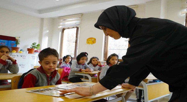 Down sendromlu Yunus Emre, öğretmenin fedakarlığıyla yeniden hayata tutundu