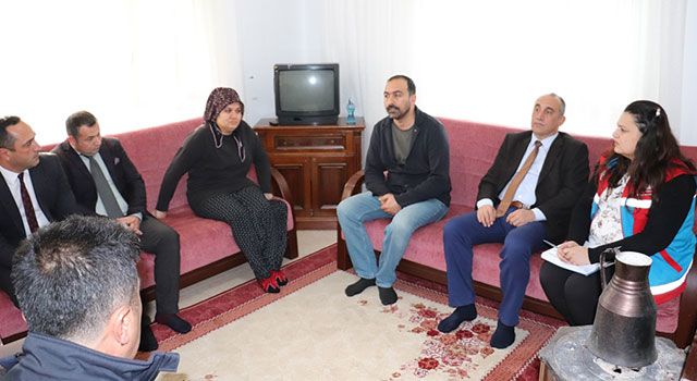 Düziçi Kaymakamı Turgay İlhan ev ziyaretlerini sürdürüyor