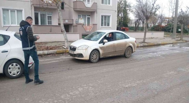 Edirnede düzensiz göçmen ve huzur güven denetimi yapıldı