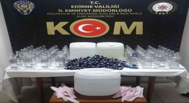 Edirnede yılbaşı öncesi operasyon: Piyasaya süremeden yakalandılar