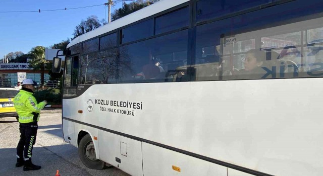 Ekipler geçit vermedi, kış lastiği olmayanlara ceza