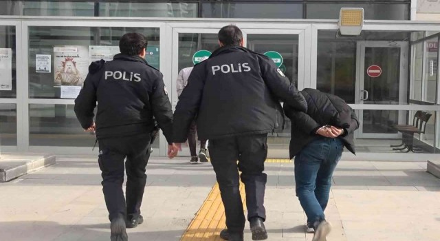 Elazığda 156 bin liralık malzeme çalan 2 şüpheli yakalandı