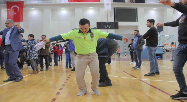 Elazığda onlarca özel birey, Engelliler Şenliğinde buluştu