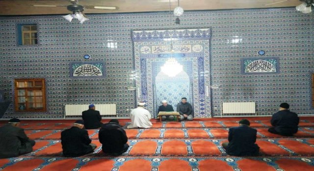 Emet Yeniceköyde sabah namazı buluşması