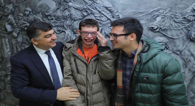 Engelli ve özel sporcular, Fadıloğlunu ziyaret etti