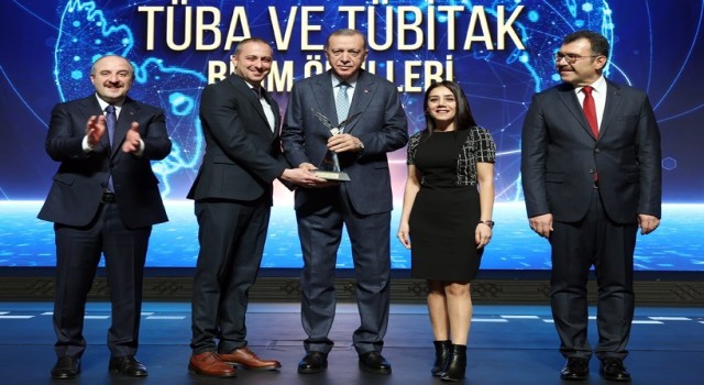 Erdoğandan HKÜye ödül