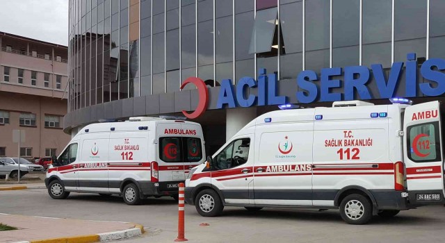 Erzincanda trafik kazası: 8 yaralı