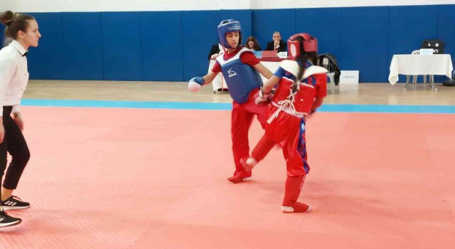 Esenlerde sadece kadınların yarışacağı wushu şampiyonası başladı