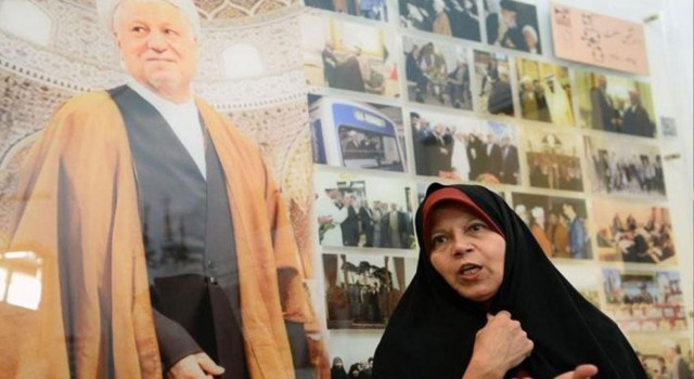 Eski İran Cumhurbaşkanı Rafsancaninin kızı Faize Haşiminin yargılanma süreci başladı