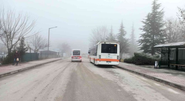 Eskişehirde yüksek kesimlerde sis hakim oldu