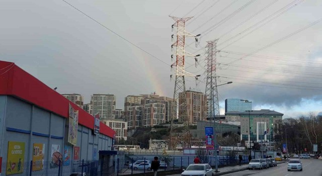 Eyüpsultanda çifte gökkuşağı hayran bıraktı