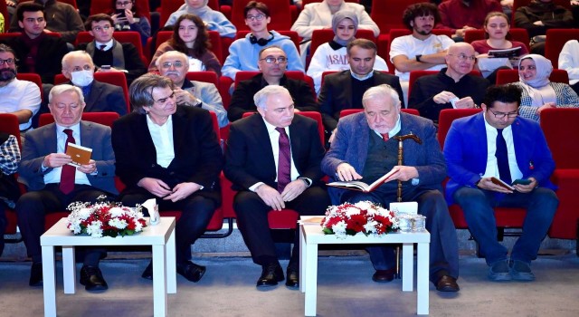Fatihte Cemalettin Server Revnakoğlu sempozyumu düzenlendi