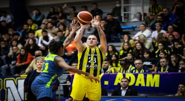 FIBA Kadınlar Avrupa Ligi: Fenerbahçe Alagöz Holding: 82 - ZVVZ USK Prag: 72