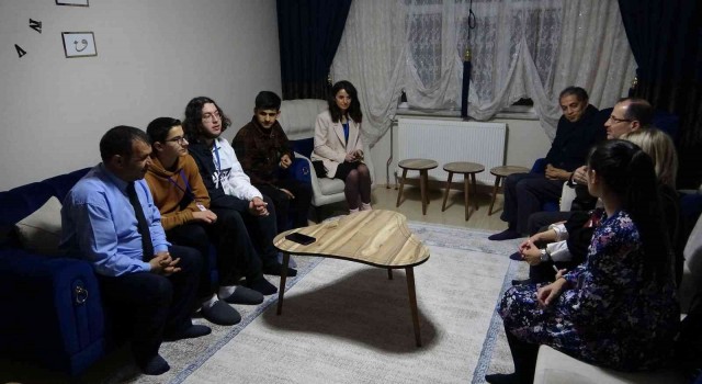 Fransa ve Romanyalı öğrenciler Vanlı ailelere misafir oldu