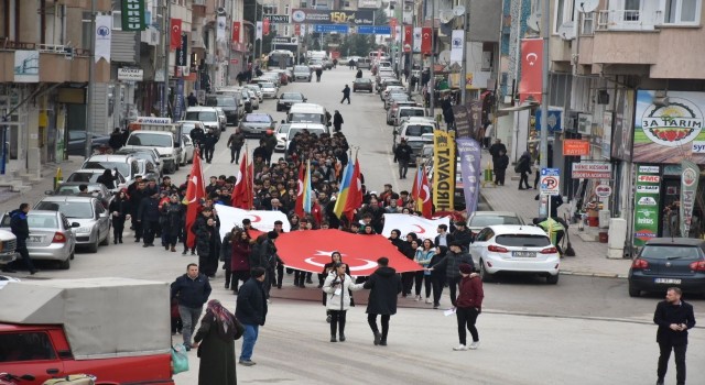 Genç Kızılay Sarıkamış Şehitlerini unutmadı