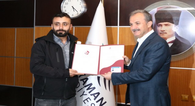Genç pilotlar sertifikalarını aldı