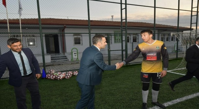 Gençlik ve Spor İl Müdürü Ercan Beylikovada incelemelerde bulundu