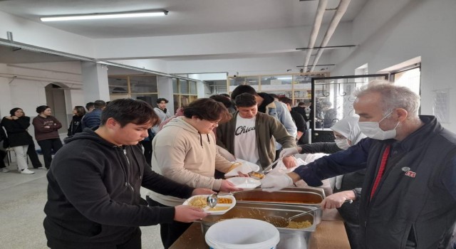 Giresunda ücretsiz yemek yiyen öğrenci sayısı 17 bin 254e çıkarıldı