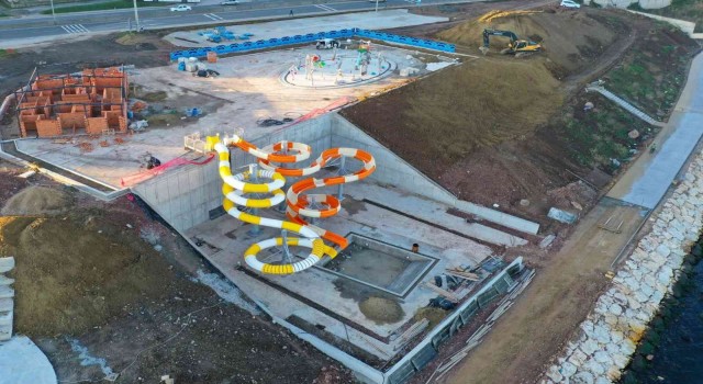 Gölcüke çift kaydıraklı aquapark yapılıyor