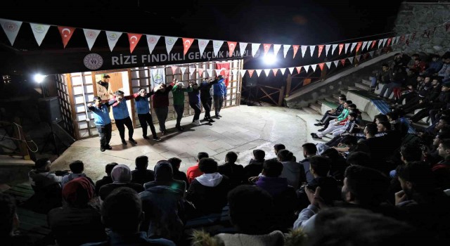 Gümüşhane Üniversitesi öğrencileri Rizede kamp yaptı