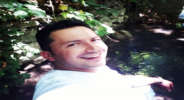 Güvenlik görevlisi kalbine yenik düştü