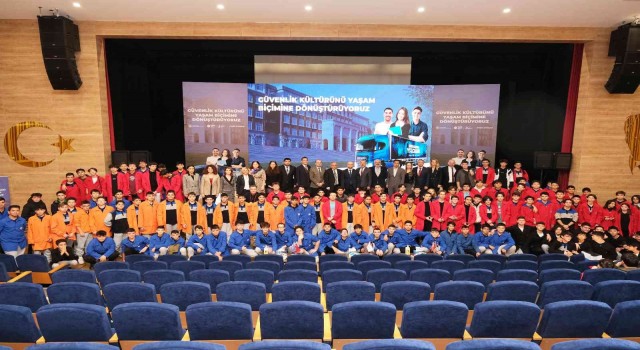 “Güvenlik Kültürünü Yaşam Biçimine Dönüştürüyoruz” projesi Özel EOSB Meslek Lisesinde tanıtıldı