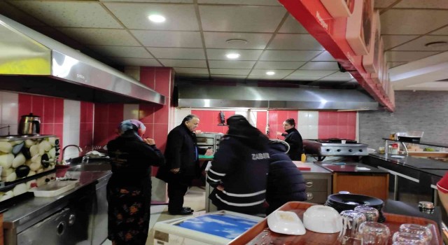 Hakkaride pastane ve imalathaneleri denetlendi