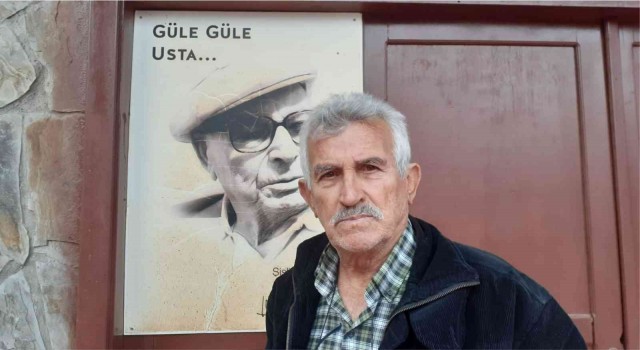 Halk şairi unvanı ve kimliği verilen Seyfi Metin, 11 yaşında gördüğü rüya sonrası yüzlerce şiir yazdı, 3 şiir kitabı çıkardı