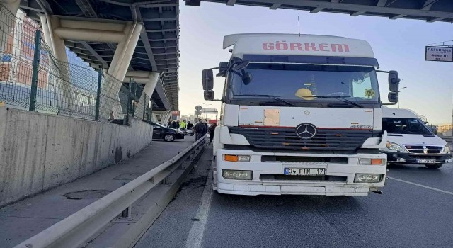 Haramiderede tırın çarptığı elektrikli bisiklet sürücüsü öldü