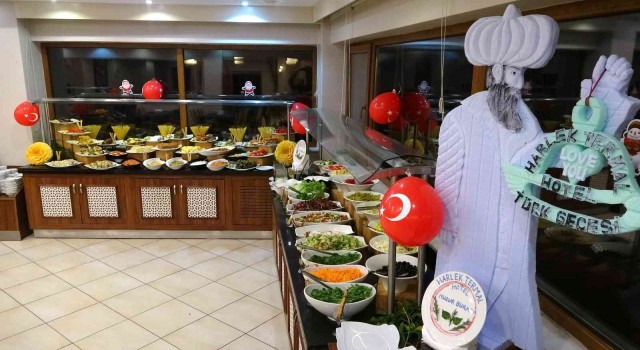 Harlek Termal Otelde Türk gecesi ve yemekleri günü başladı