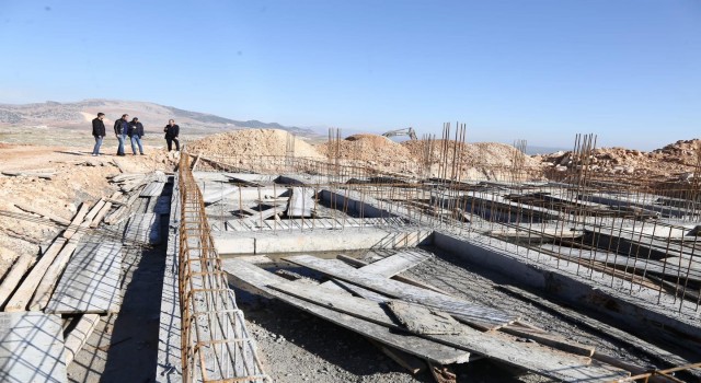 Hayvan hastanesi inşaatı hızla devam ediyor