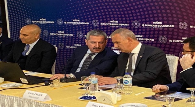 Hazine ve Maliye Bakan Yardımcısı Gürcan: Ekonomik büyüme hızla devam ediyor