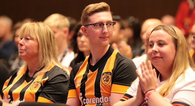 Hull Cityli taraftarlar Antalya’ya hayran kaldı