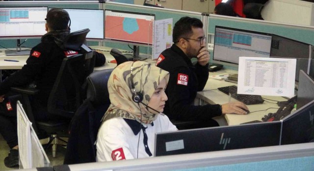 İkinci el telefonları test etmek için 112yi meşgul ediyorlar