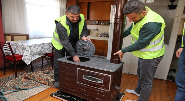 İlkadımdan 55 aileye soba yardımı