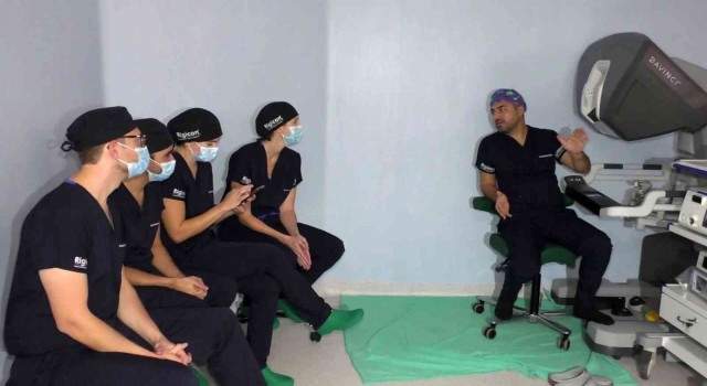 İngiliz ve Amerikalı hekimlere Türk doktorlardan eğitim