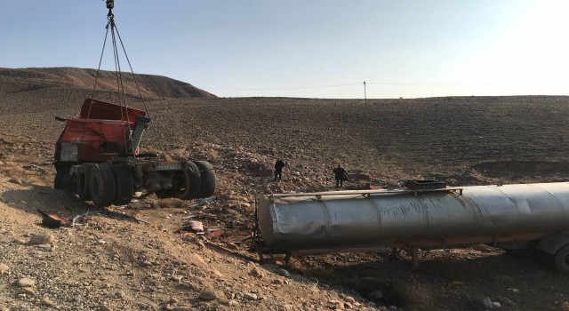 İran plakalı tır kaza yaptı: 1 ölü
