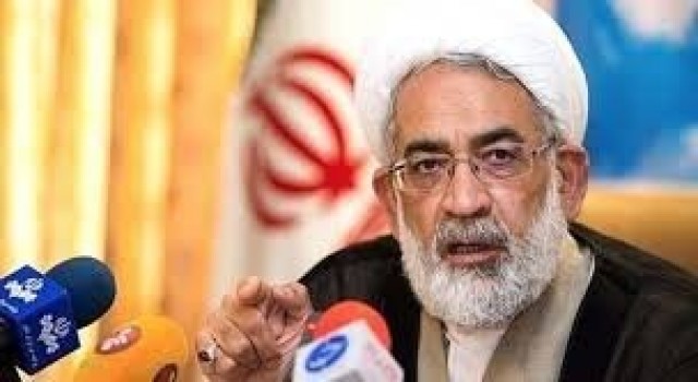 İrandan zorunlu başörtüsü üzerine yasal düzenleme
