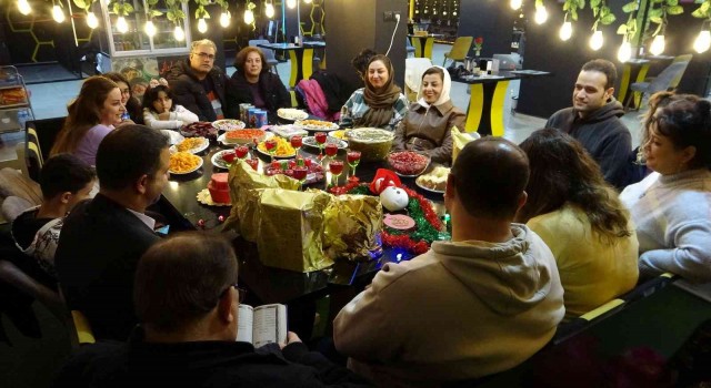 İranlılar 21 Aralık gecesini Vanda kutladı
