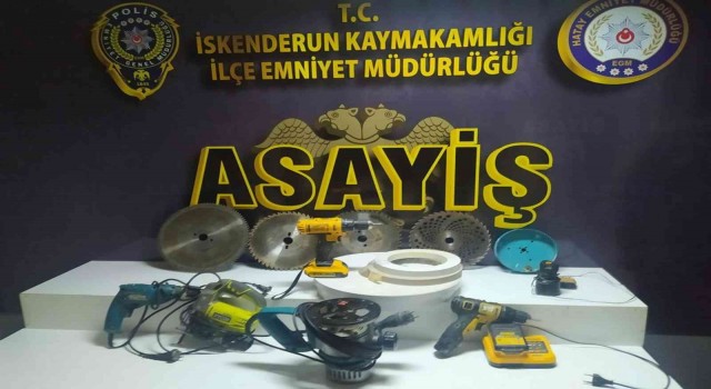İskenderunda işyerine giren hırsızlık şüphelisi yakalandı