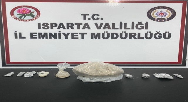 Ispartada uyuşturucudan 2 kişi tutuklandı