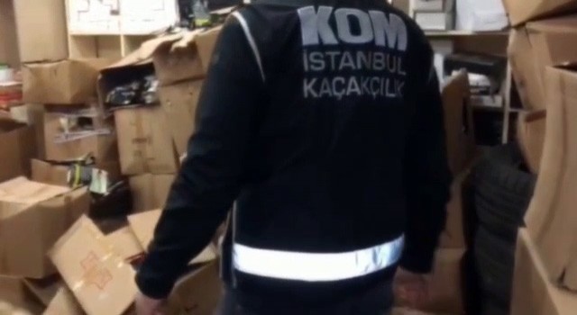 İstanbul merkezli 2 ilde kaçak sigara operasyonu: Piyasa değeri 5 milyon lira olan sigara ele geçirildi