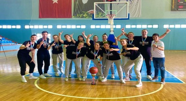 İzmirin Kadın Basketbol şampiyonu Kavram Meslek Yüksekokulu oldu