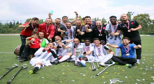 İzmirin yıldızlarına, 2022de madalya yağmuru