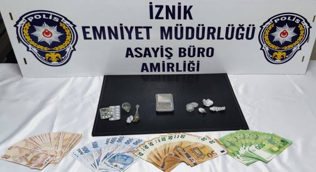 İznikte uyuşturucu operasyonu: 2 gözaltı