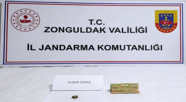 Jandarma ekiplerince uyuşturucu operasyonu