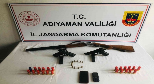 Jandarma ekiplerinden silah operasyonu