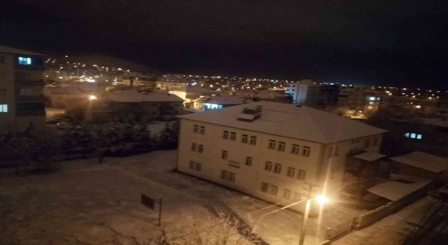 Kahramanmaraşın Afşin ilçesinde eğitime kar engeli